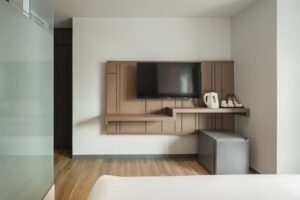 FAMILY CONNECTING ROOM