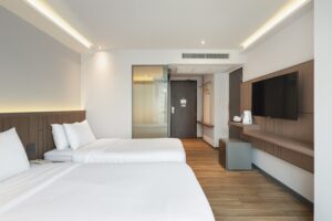 FAMILY CONNECTING ROOM