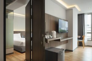 FAMILY CONNECTING ROOM