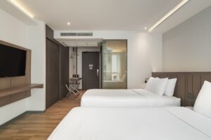 FAMILY CONNECTING ROOM