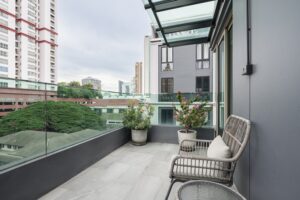 PURE ELEVEN PREMIER ROOM