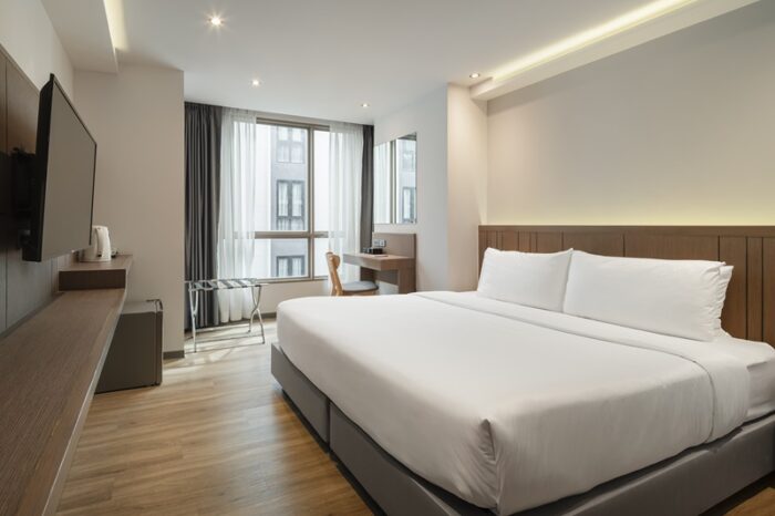 SUPERIOR ROOM